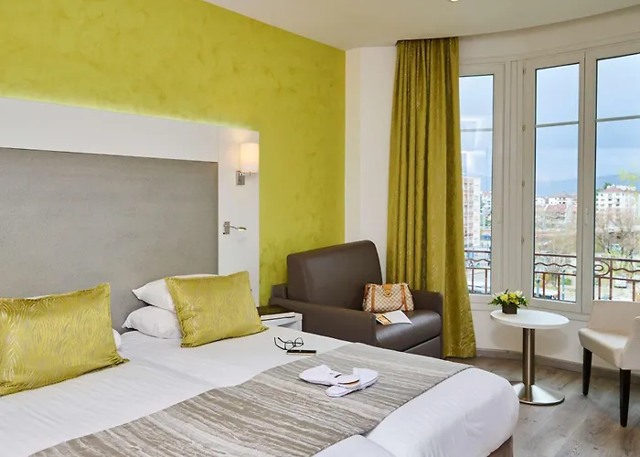 Best Western Plus Hotel Carlton Annecy